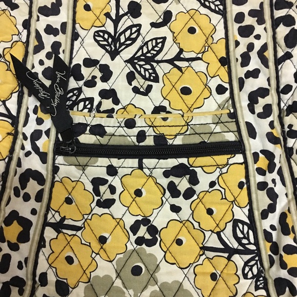 Vera Bradley small body purse - Picture 4 of 5